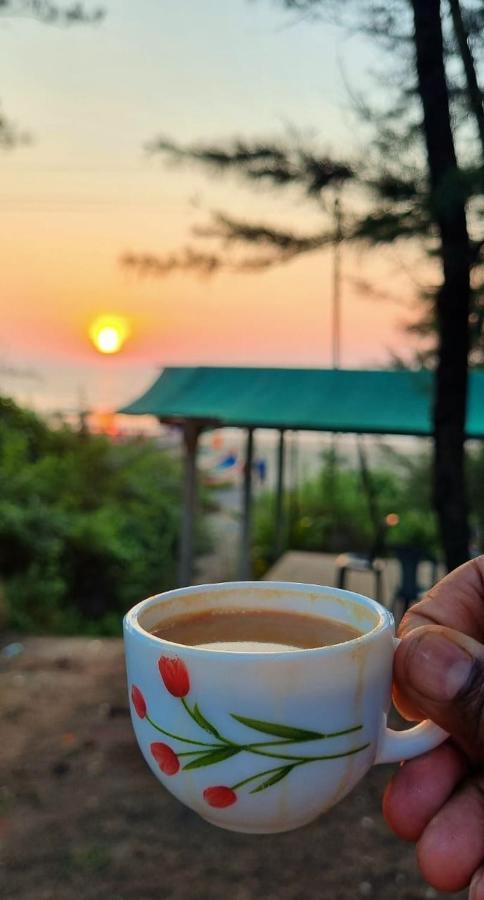 Omkar Beach Resort Малван Экстерьер фото