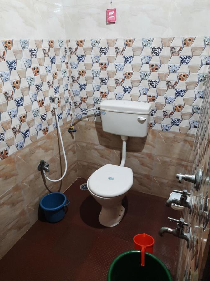 Omkar Beach Resort Малван Экстерьер фото