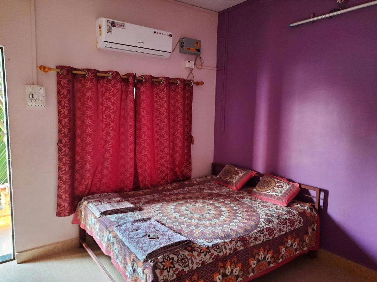 Omkar Beach Resort Малван Экстерьер фото